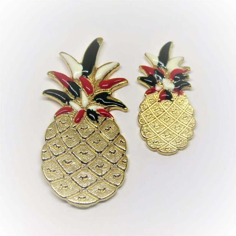 Pineapple pins with Italian Colors